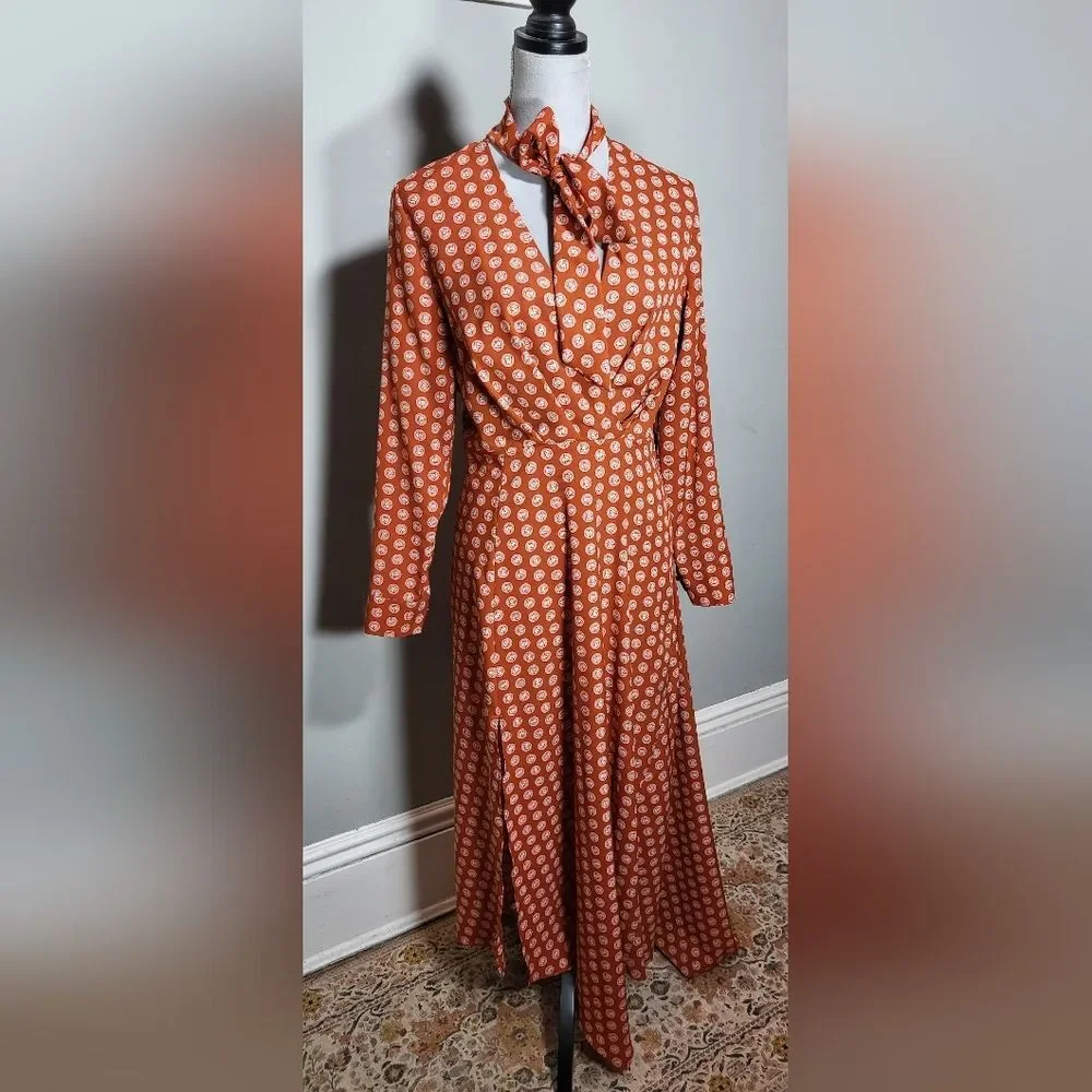 NWOT TOPSHOP Size 6 Horse Coin Midi Dress Long Sleeve V-neck with Ribbon Tie